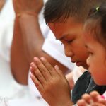 pray