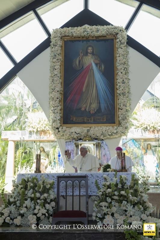 Papa visita Santuário da Divina Misericórdia em Guayaquil