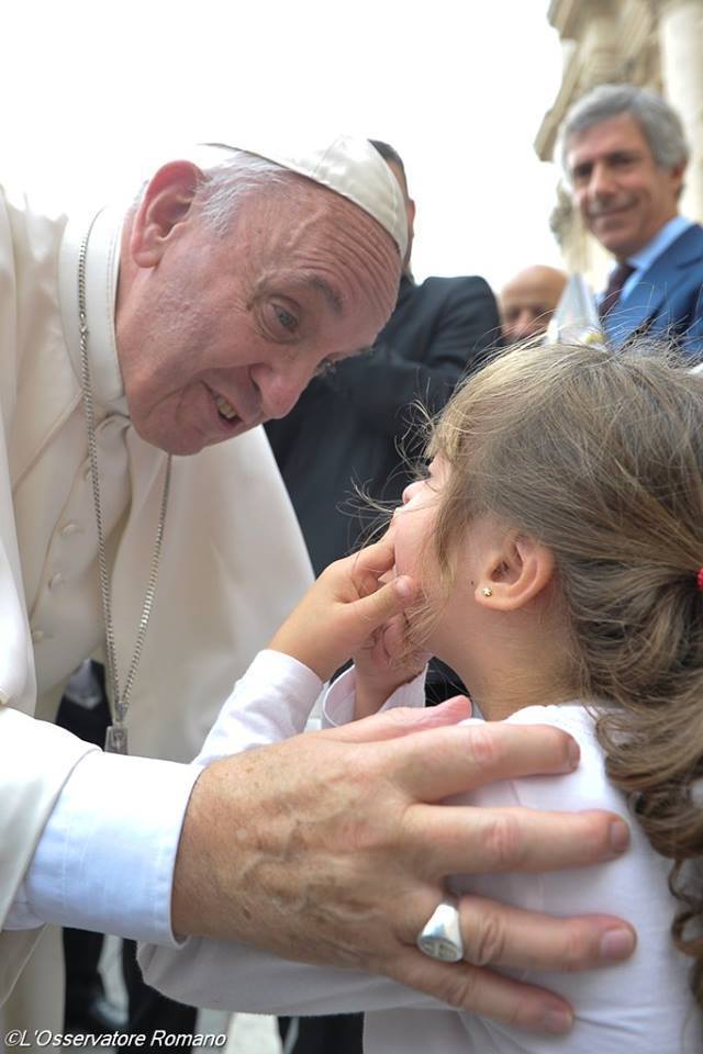 Olhar as crianças com os olhos de Jesus