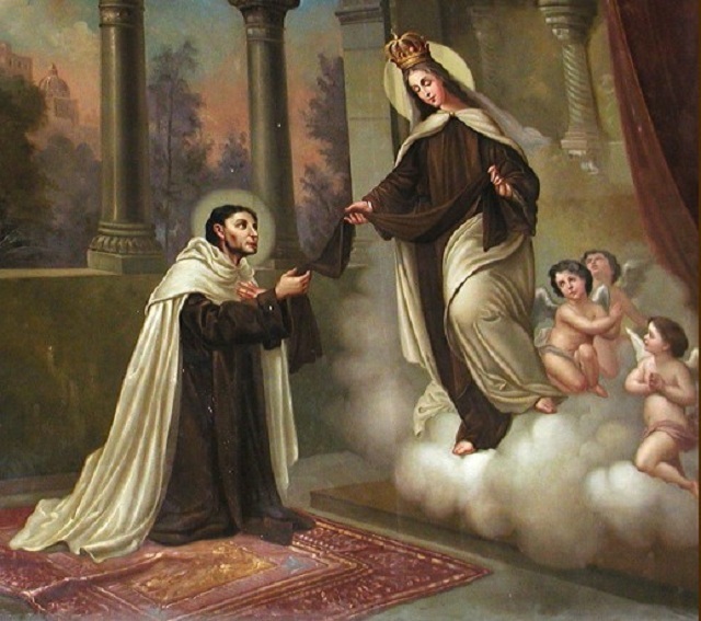 Nossa Senhora do Carmo: “Senhora do Escapulário”