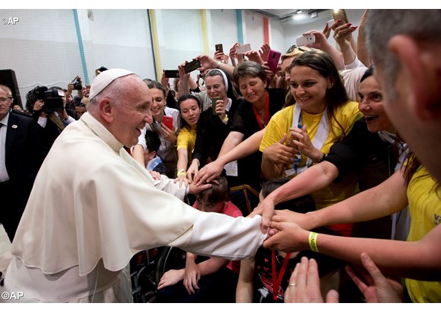 Papa aos jovens: ouçam a voz de Deus, construam um mundo melhor