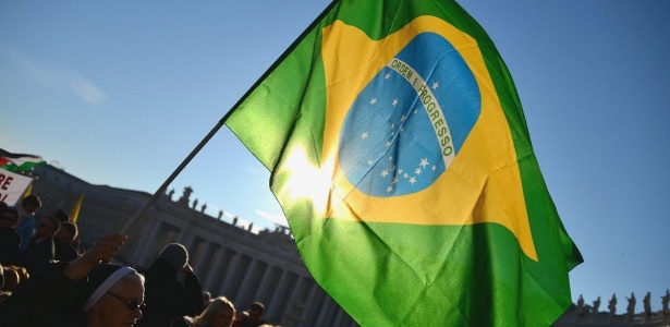 Papa aos jovens brasileiros: não tenham medo de lutar contra a corrupção