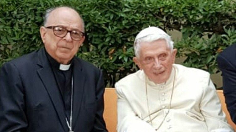 Dom Raymundo Damasceno encontra Emérito Bento XVI