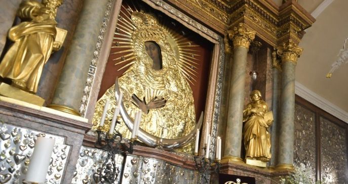 Oração do Papa diante da Mãe de Misericórdia
