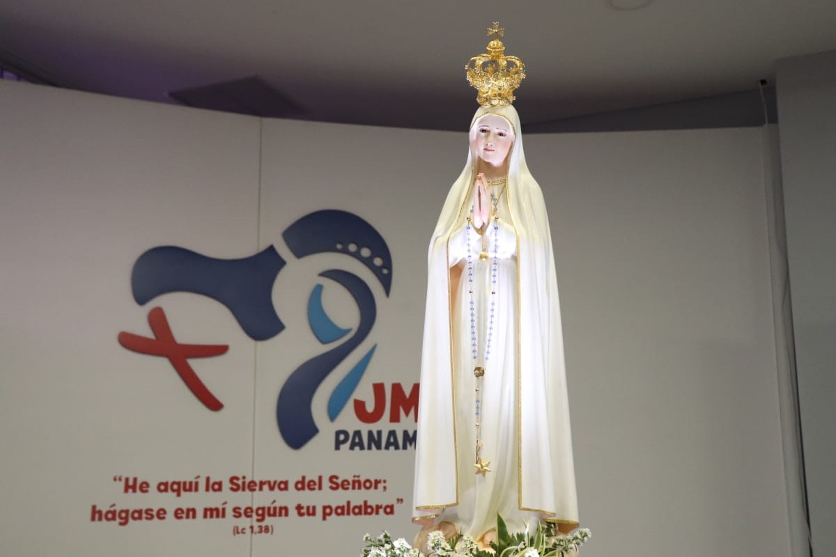 Oração do Papa confiando a juventude do mundo ao Imaculado Coração de Maria
