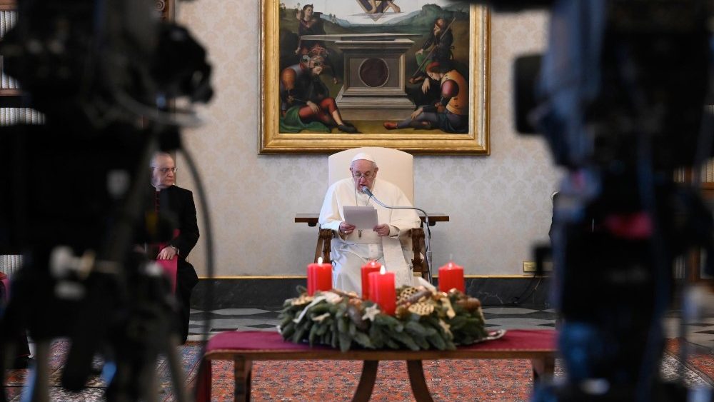 “Até a morte treme quando um cristão reza” afirma o Papa Francisco