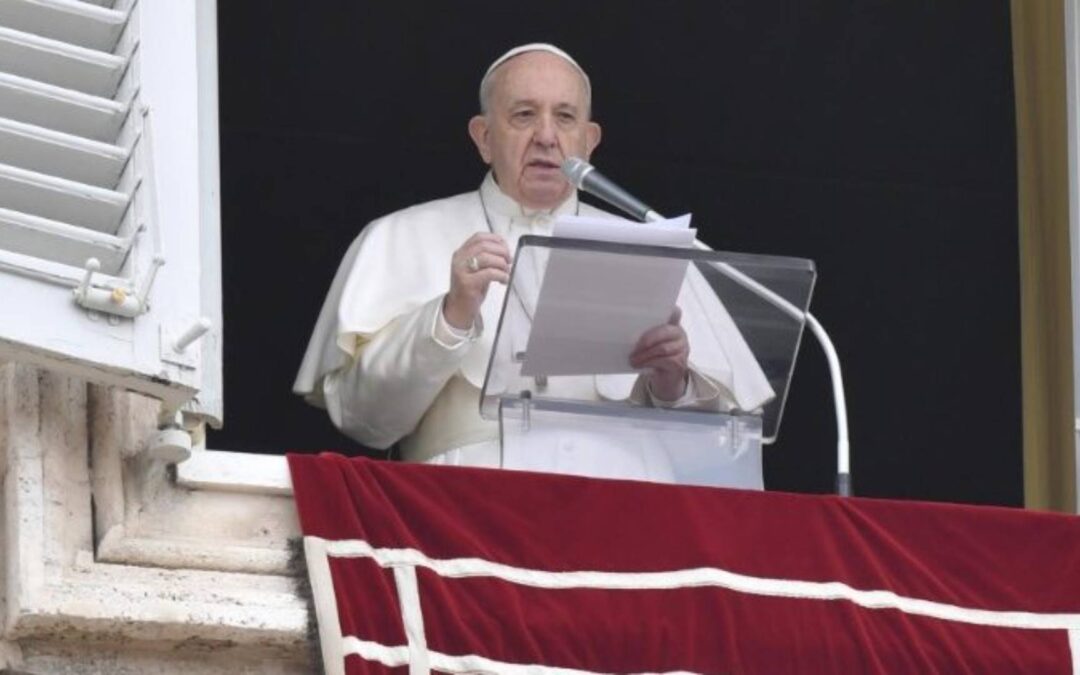 Sobre os mandamentos, Papa diz que é necessário “viver seu significado”