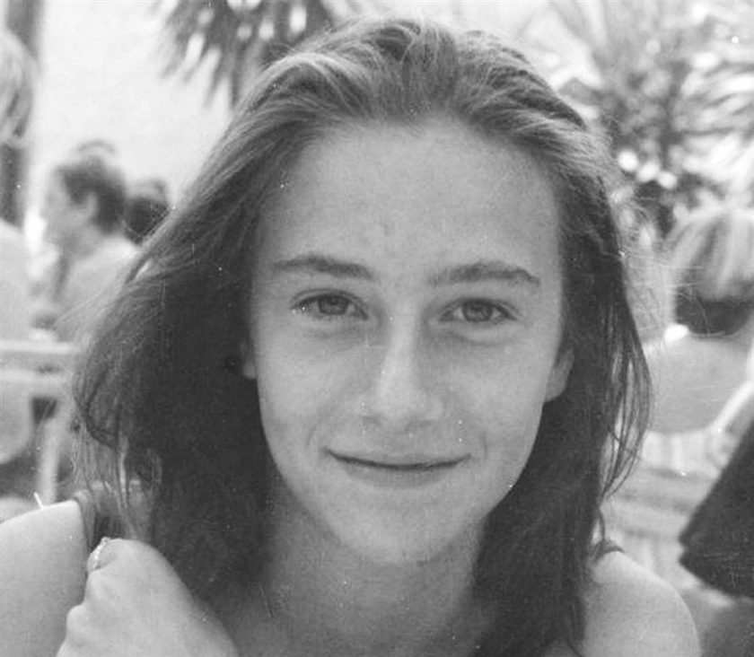 Chiara Luce Badano: Uma vida que nos ensina a dar sentido ao sofrimento Chiara Luce Badano: Uma vida que nos ensina a dar sentido ao sofrimento